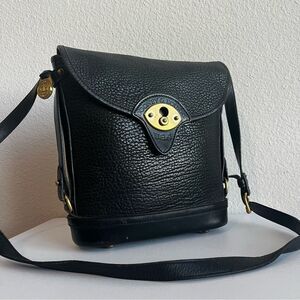 DOONEY & BOURKE Black Vintage 🇺🇸USA🇺🇸 Norfolk Surrey Flap Shoulder Bag Cross